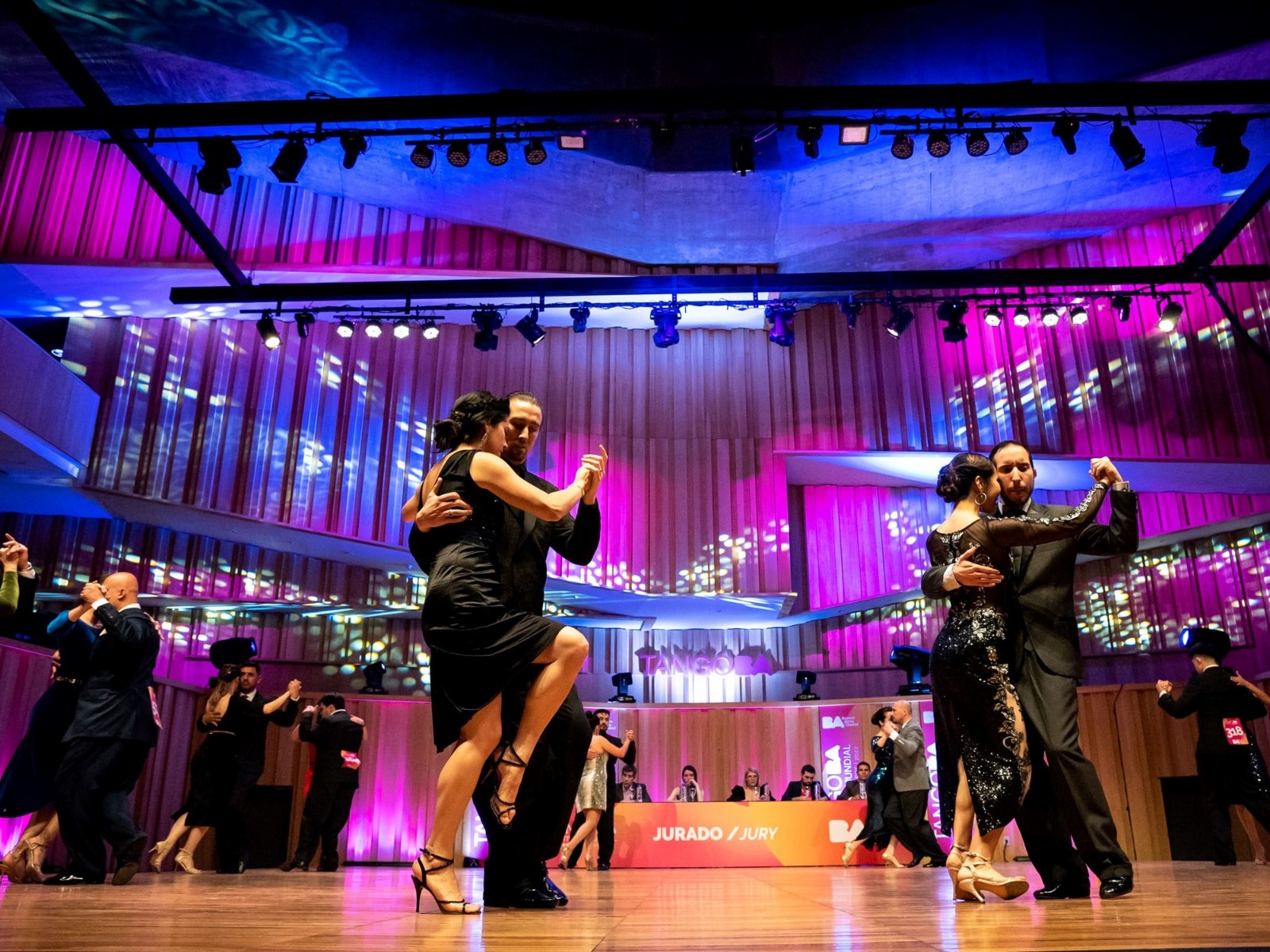 Tango rüzgarı AKM’de esiyor