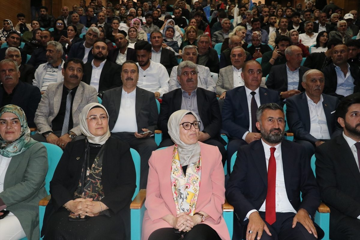 AK Parti Genel Başkan Yardımcısı Uygur, Ağrı’da konuştu: