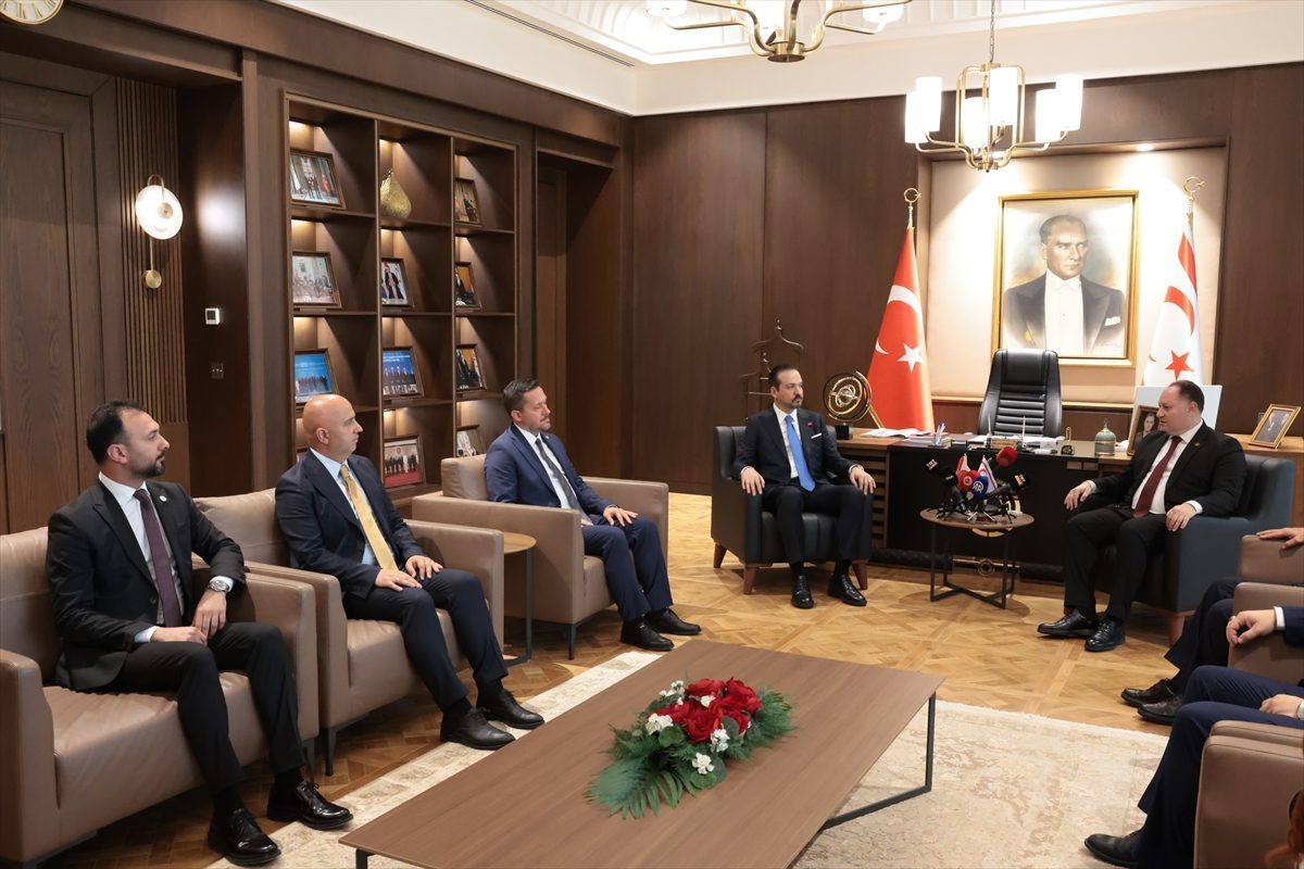 KKTC Cumhurbaşkanı Erhürman, AK Parti Genel Başkan Yardımcısı Zorlu’yu kabul etti