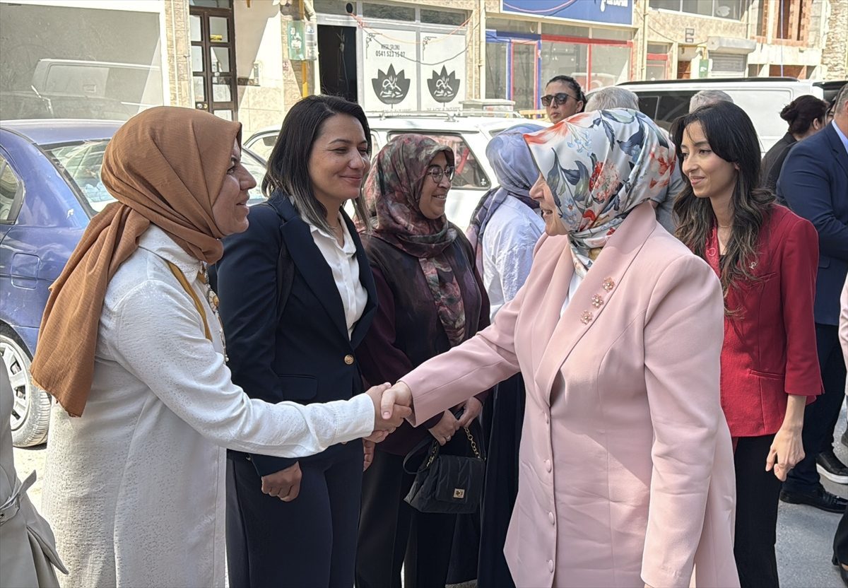 AK Parti Kadın Kolları Başkanı Ercan, Burdur’da konuştu: