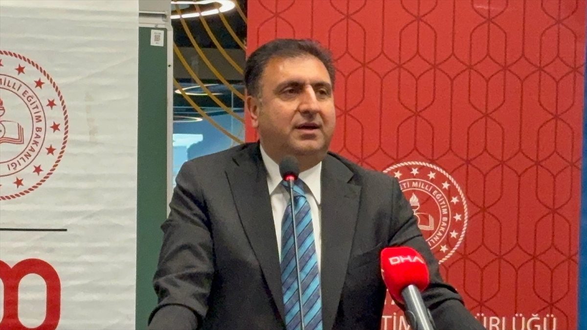 “Alanlardan Geleceğe, İstanbul Mesleki ve Teknik Eğitim Alanları Çalıştayı” yapıldı