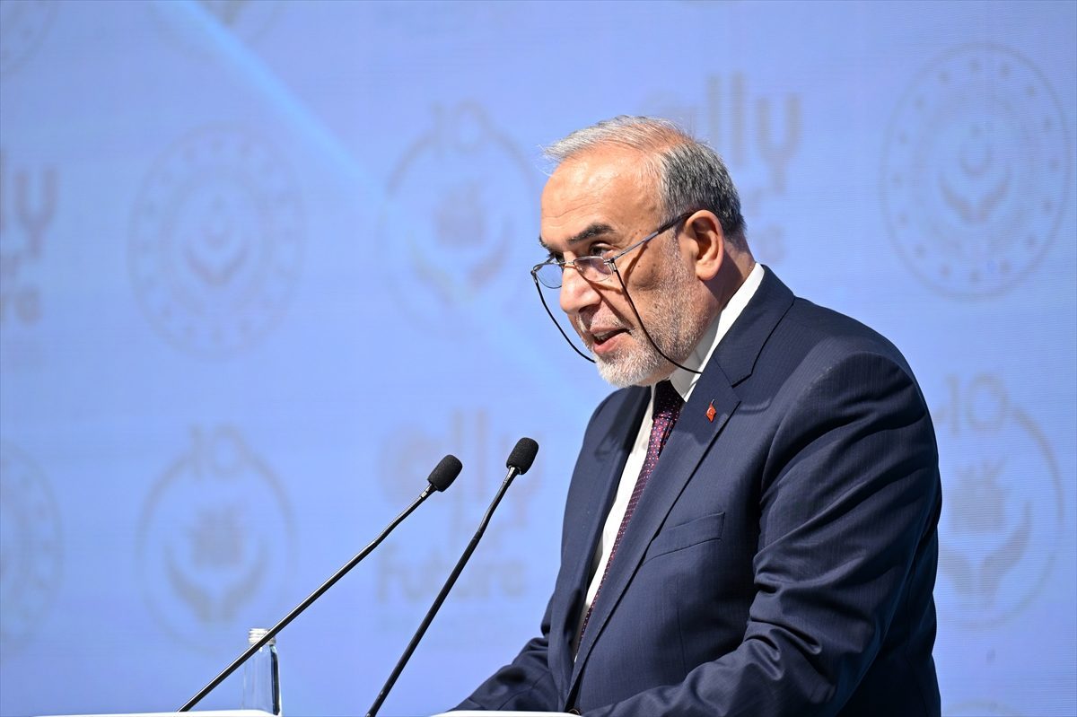 Bakan Göktaş, “ALLY for Future: Genç Müslüman Kadınlar Liderlik Programı”nın açılışında konuştu: