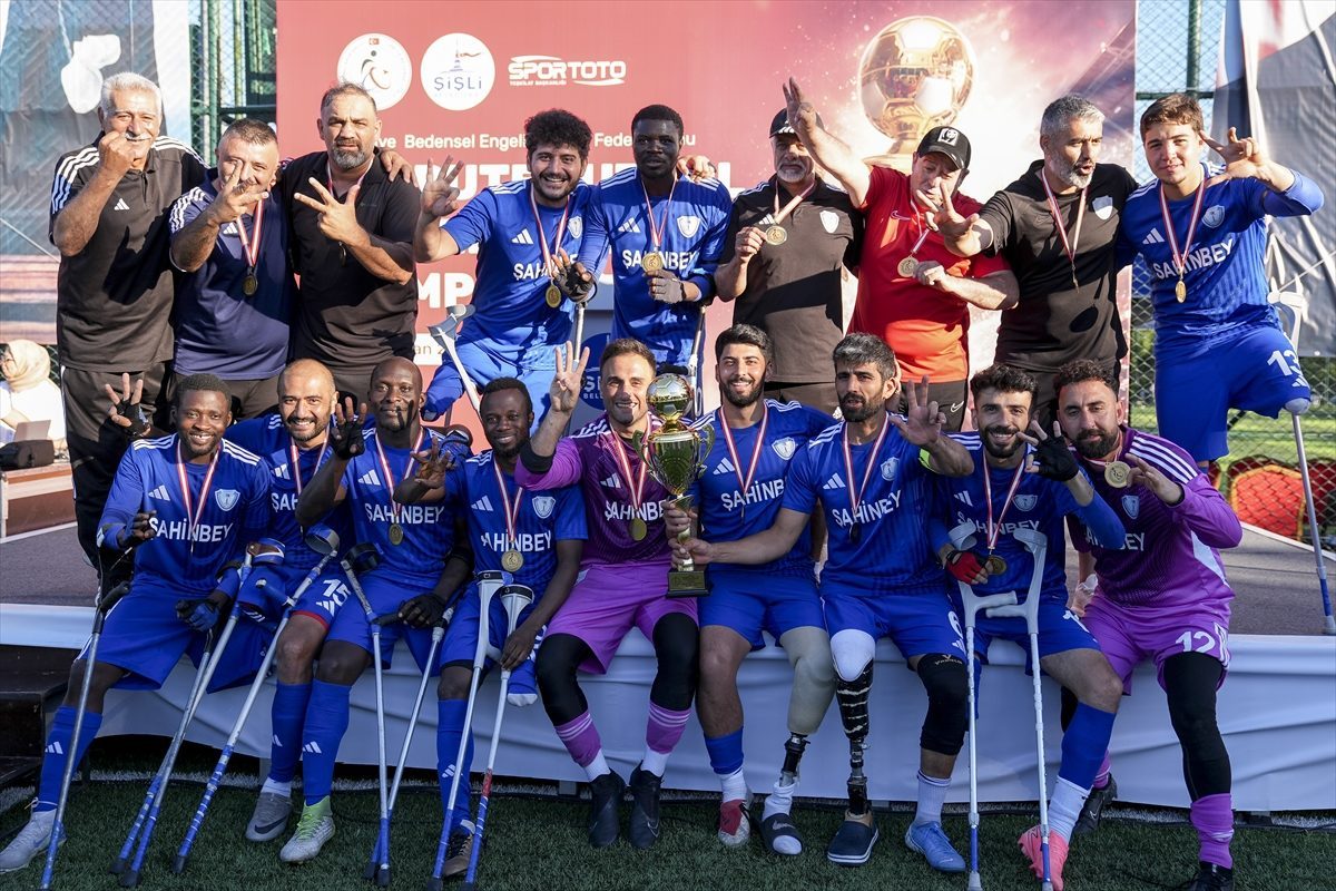 Ampute Futbol Süper Kupa’da Şahinbey Belediyespor şampiyon oldu