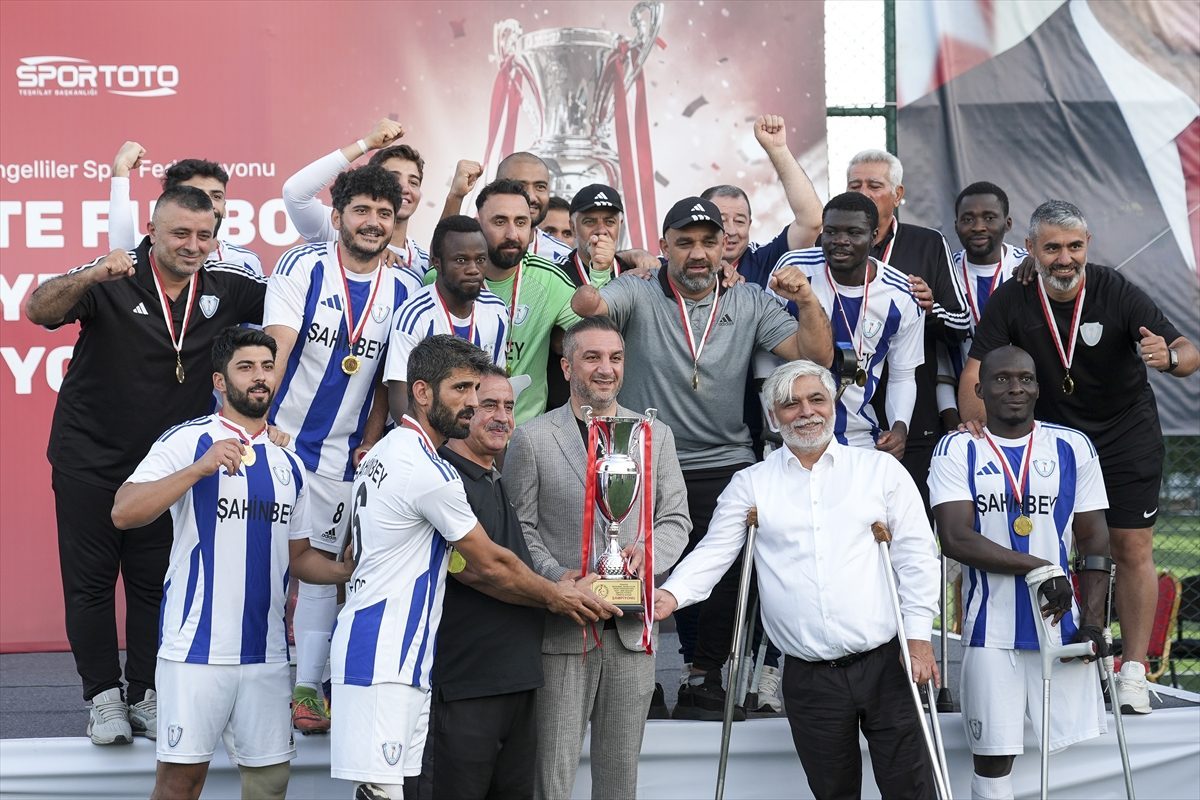 Ampute futbolda Türkiye Kupası şampiyonu Şahinbey Belediyespor oldu