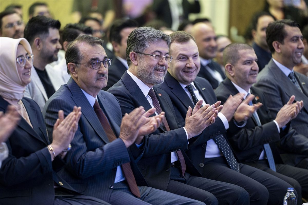 Tarım ve Orman Bakanı Yumaklı, “AI Tomorrow Summit 2026” etkinliğinde konuştu: