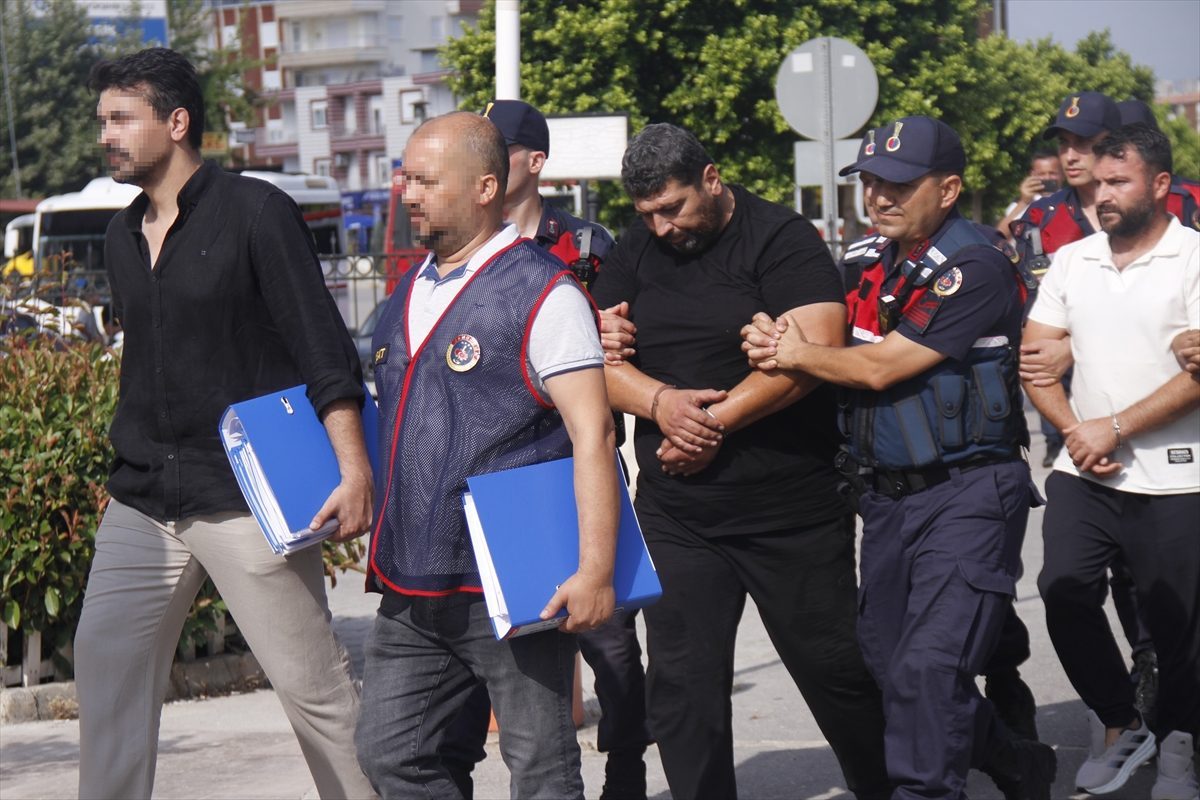 Antalya’da uyuşturucu operasyonunda 9 şüpheli yakalandı