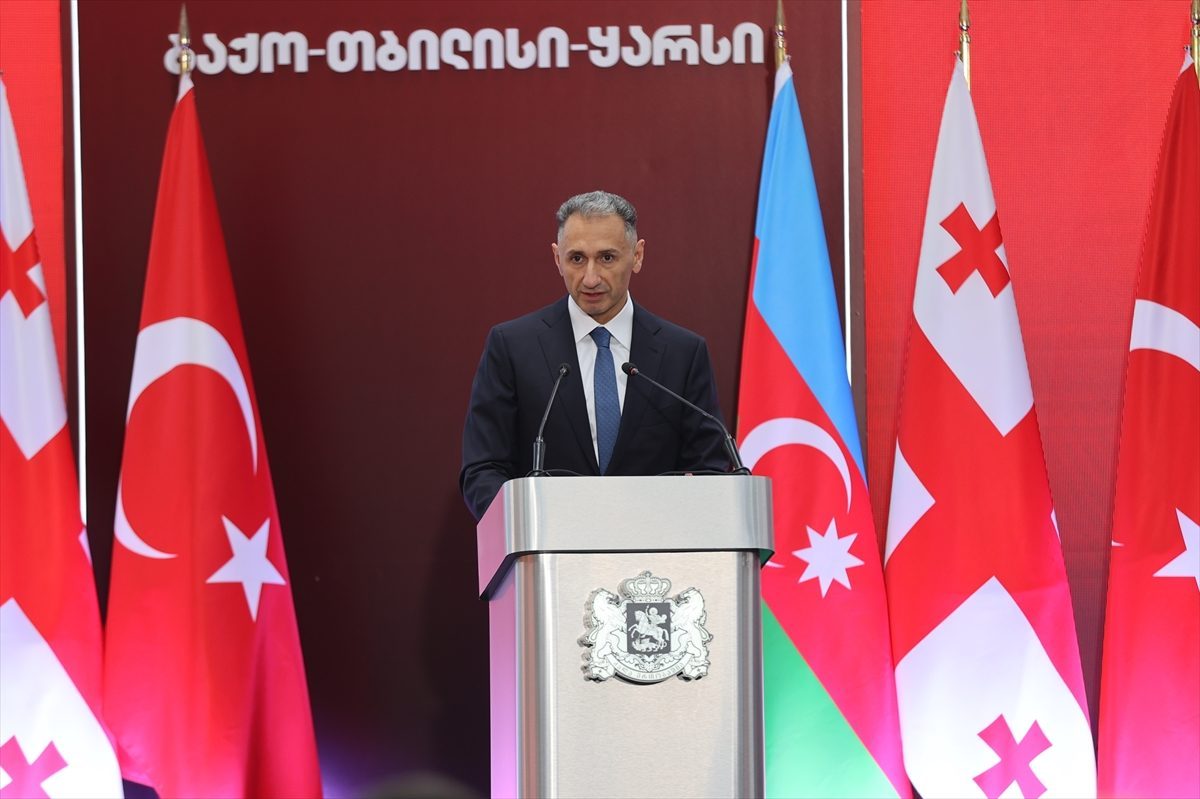 Bakü-Tiflis-Kars Demir Yolu’nun tam kapasiteyle işletmeye alınmasına ilişkin tören yapıldı