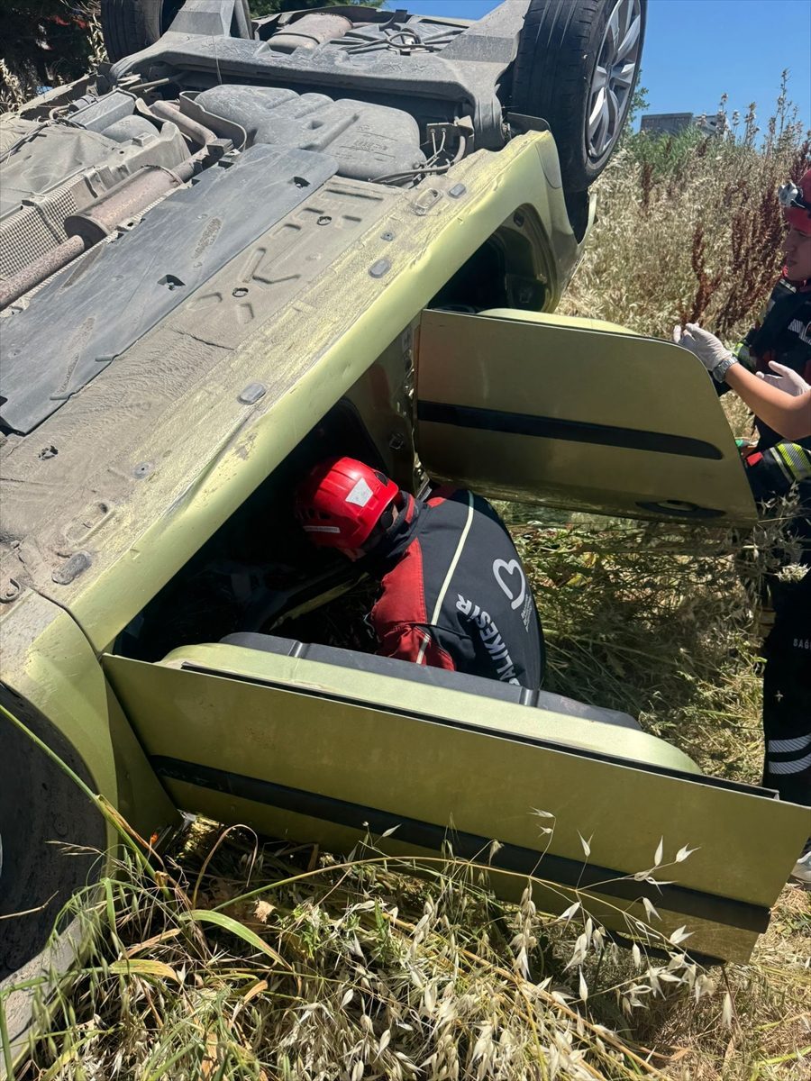 Balıkesir’de trafik kazasında 1 kişi öldü, 4 kişi yaralandı