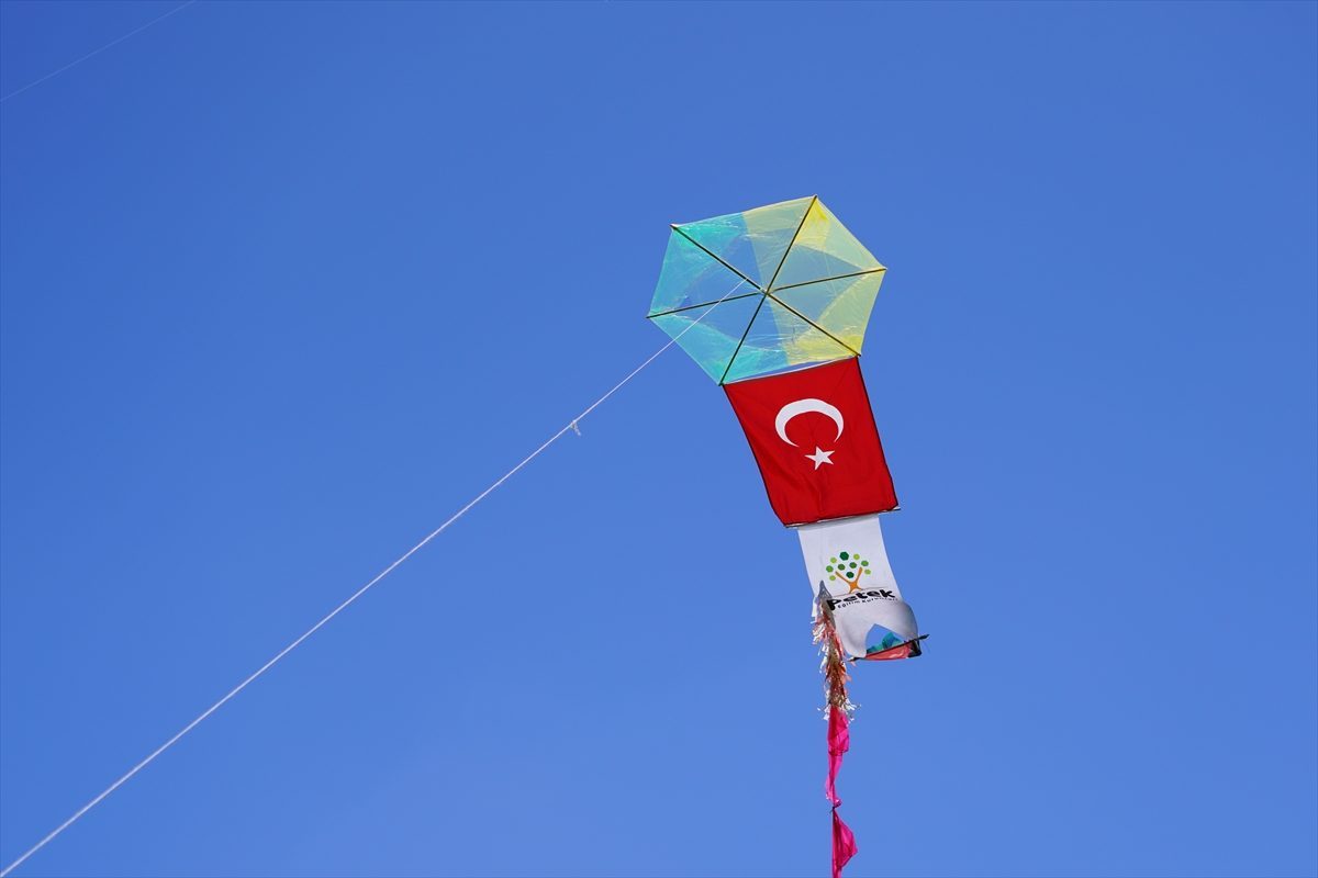 Başakşehir’de uçurtma festivali düzenlendi