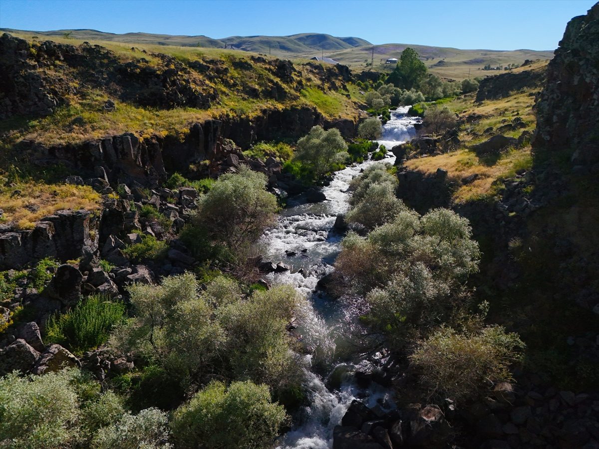 Bingöl’de Çatak Şelalesi dron ile görüntülendi