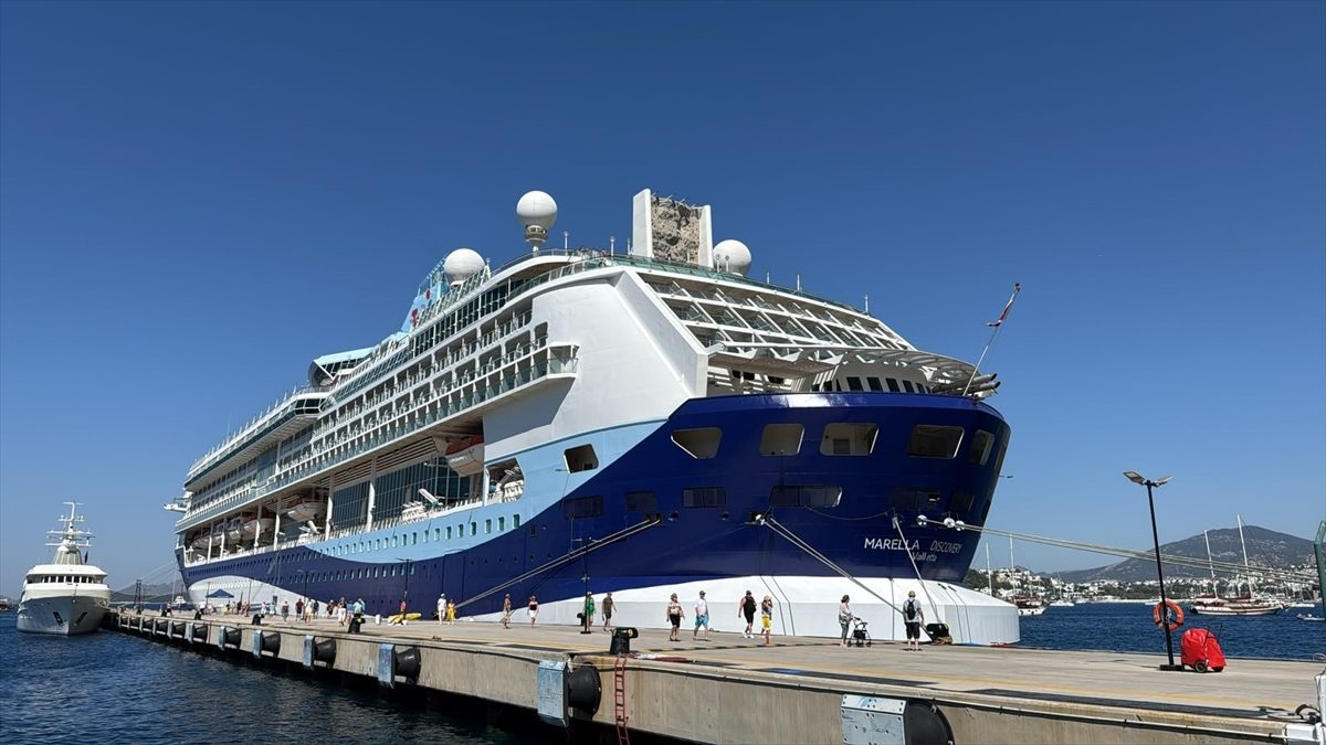 Bodrum’a Marella Discovery kruvaziyeriyle 1760 yolcu geldi