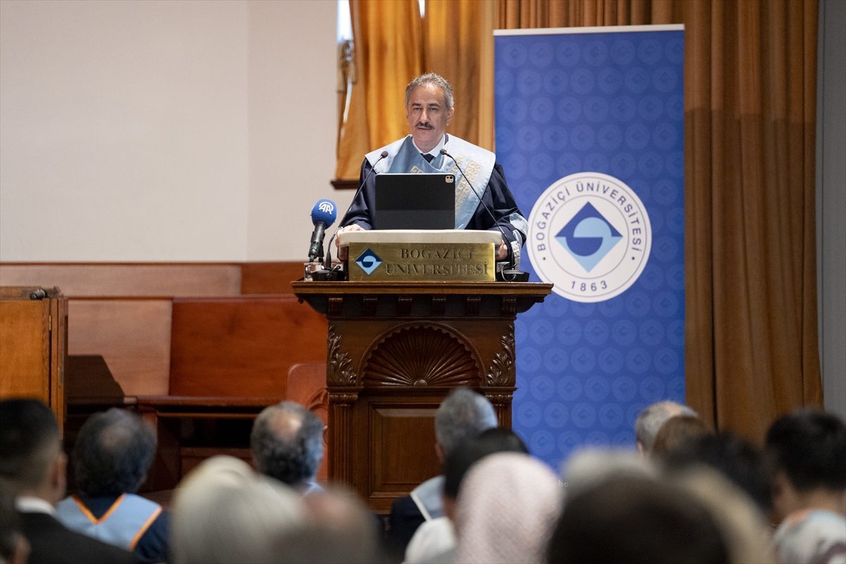 Boğaziçi Üniversitesinden Prof. Dr. Jeffrey David Sachs’a fahri doktora ünvanı