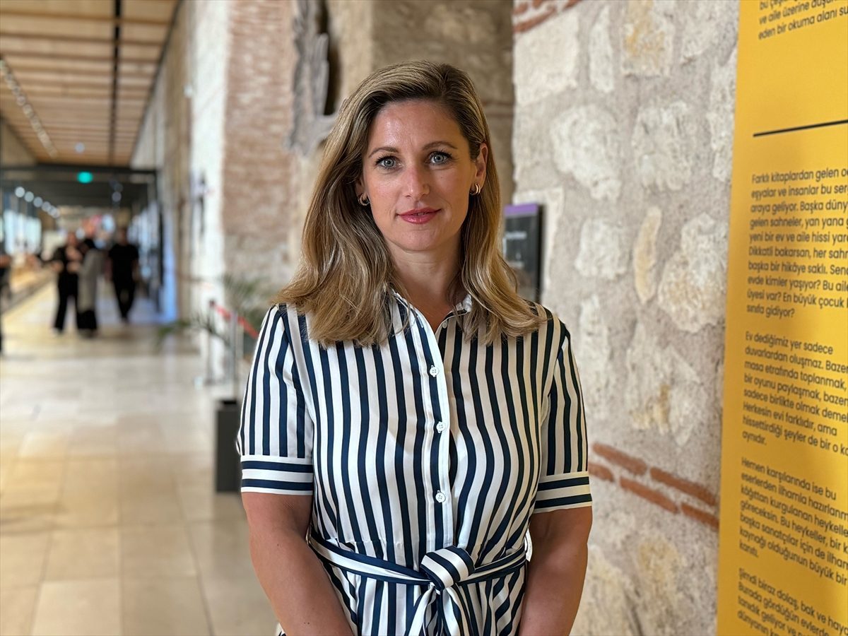 Bratislava İllüstrasyon Bienali Direktörü Petra Flach, yayıncılıkta yapay zekayı AA’ya değerlendirdi: