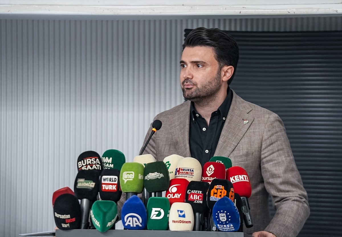 “Bursaspor Plus” mobil uygulamasının tanıtımı yapıldı