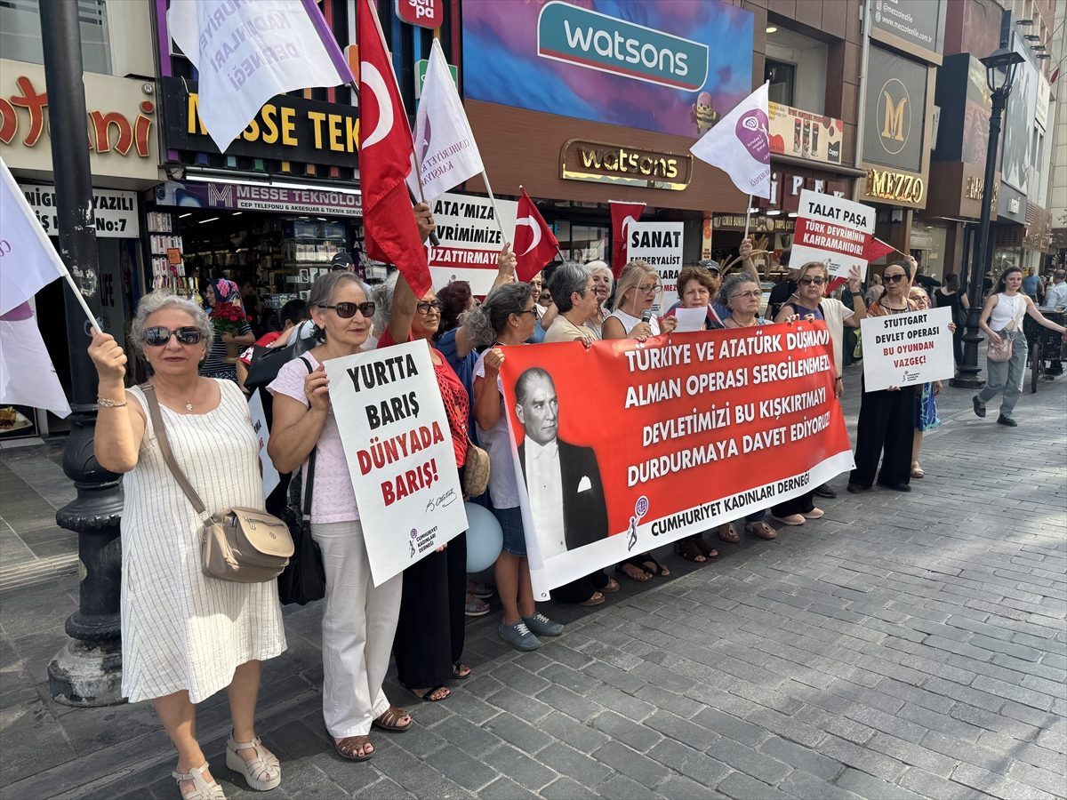 Cumhuriyet Kadınları Derneği üyelerinden Almanya’daki Atatürk temalı operaya tepki