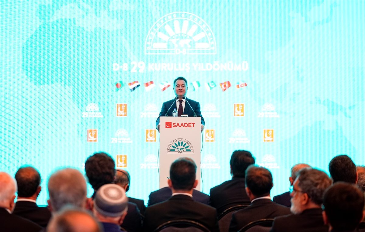 D8’in kuruluşunun 29. yıl dönümü İstanbul’da kutlandı