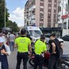 Denizli'de aydınlatma direğine çarpan motosikletteki 2 lise öğrencisi yaralandı