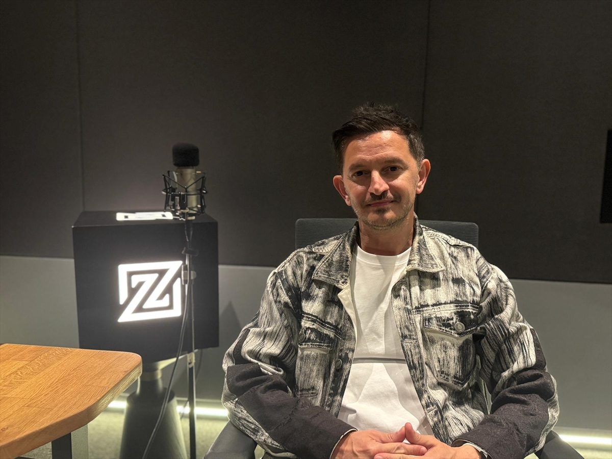 Dünyaca ünlü tenor Alessandro Safina ve DJ Burak Yeter yarın aynı sahneyi paylaşacak