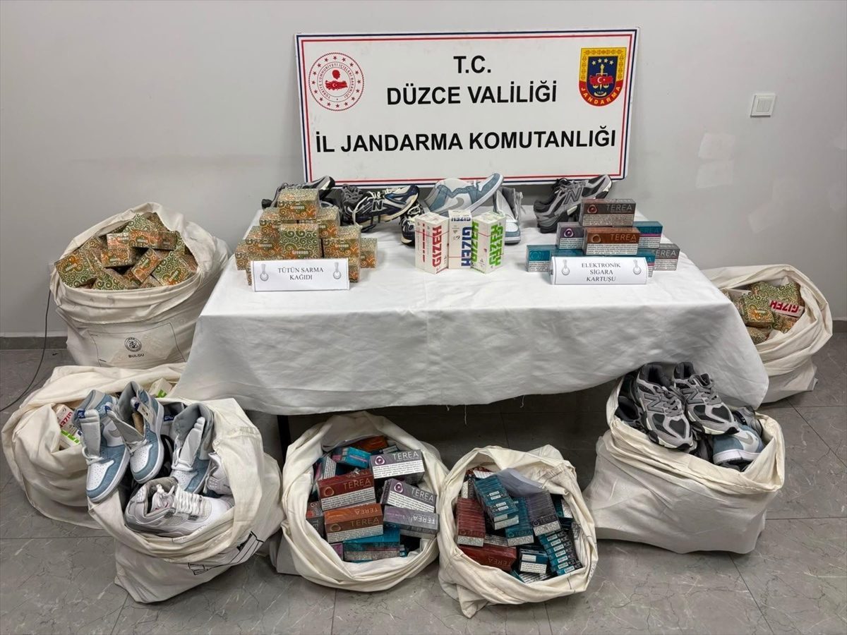 Düzce’de kaçakçılık ve uyuşturucu operasyonlarında 10 şüpheli yakalandı