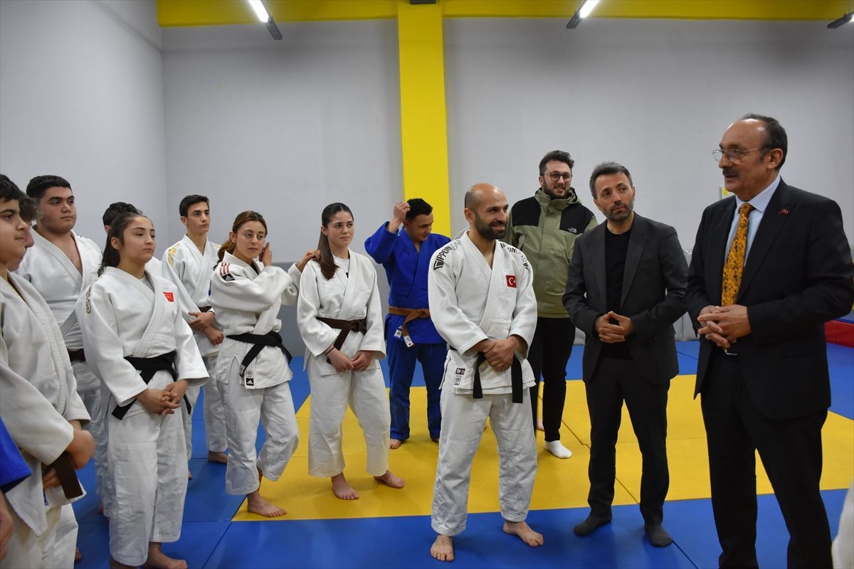 Düzköy Belediyespor Judo Takımı, başarılı sporcular yetiştirmeye devam etmek istiyor