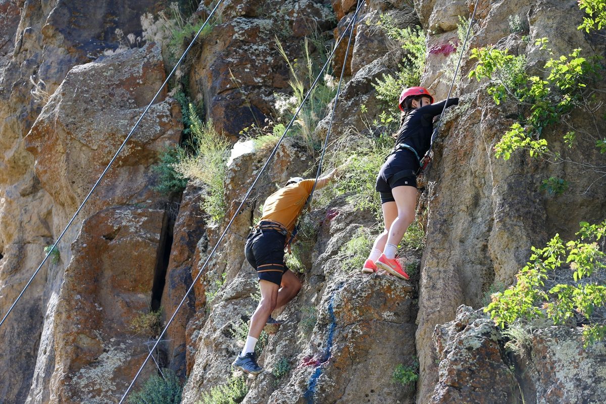 Erzurum’da düzenlenen PalanExtreme dördüncü gün etkinlikleriyle sürüyor