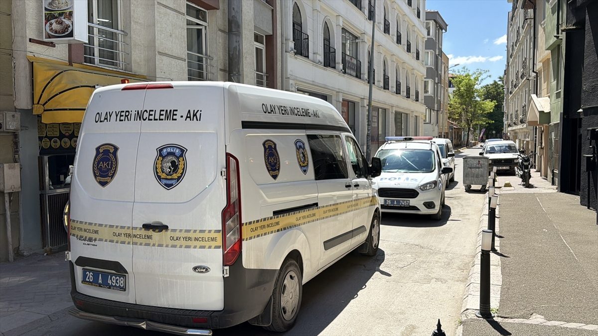 Eskişehir’de bir kişi konakladığı apart odasında ölü bulundu