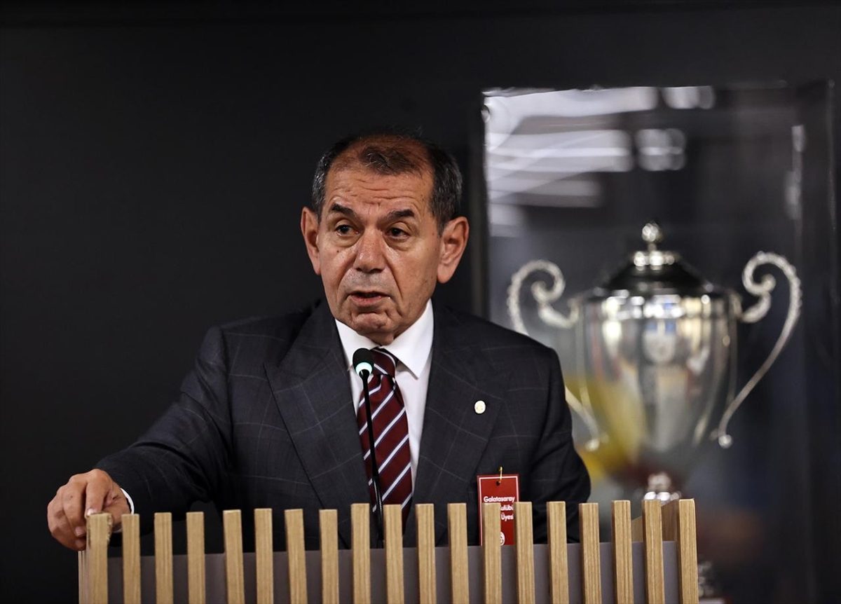 Galatasaray Kulübü Başkanı Dursun Özbek, divan kurulunda konuştu: