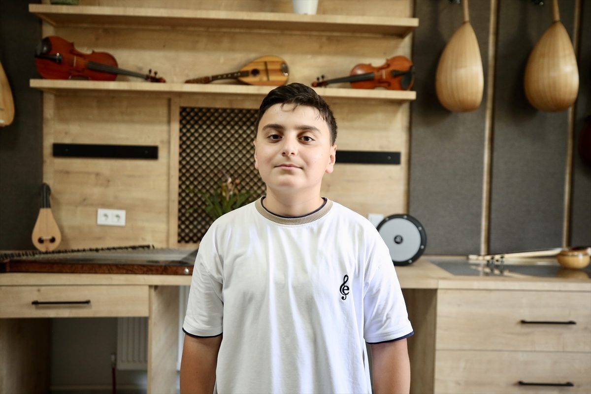 Geleceğin müzisyenleri ortaokul sıralarında yetişiyor