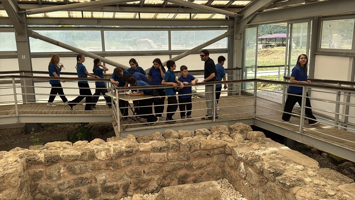 Hadrianapolis Antik Kenti tarih meraklılarını ağırlıyor