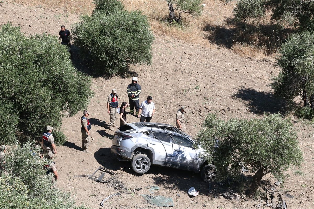 Hatay’da uçuruma yuvarlanan cipin sürücüsü hayatını kaybetti