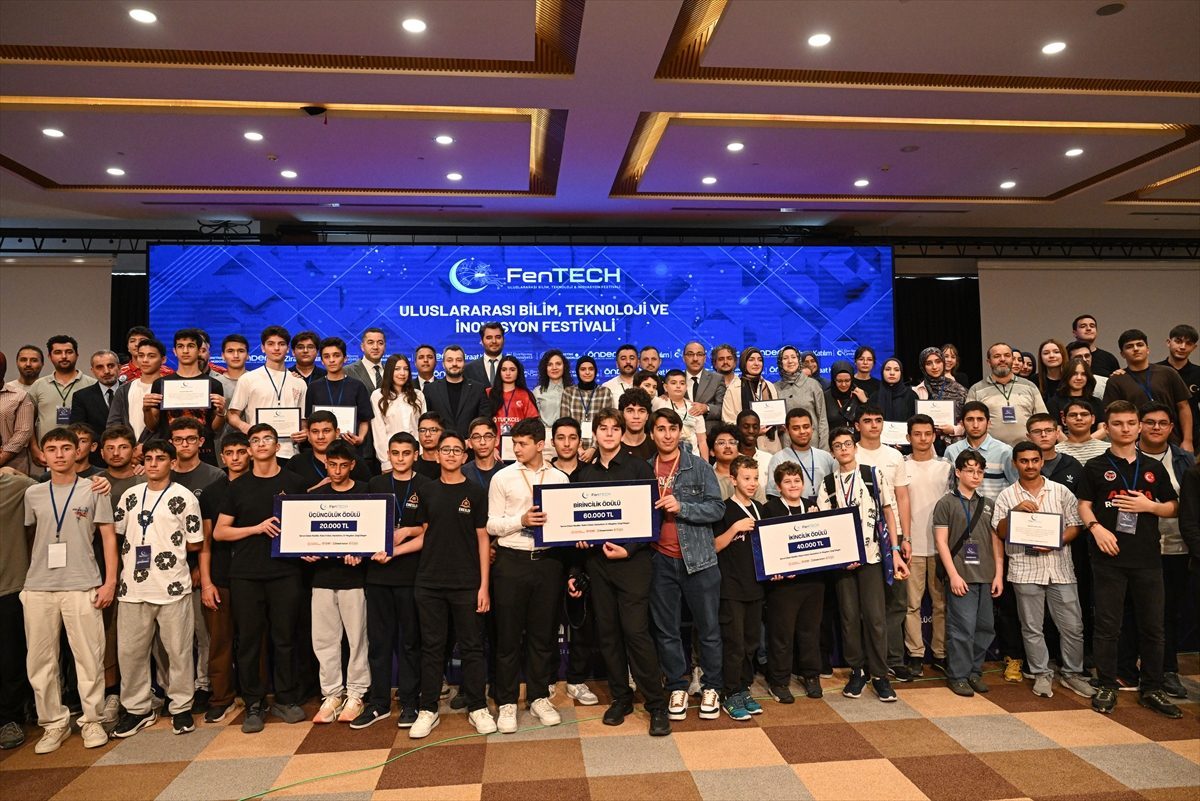 İstanbul’da “FenTECH 2026 Bilim, Teknoloji ve İnovasyon Festivali”nin ödül töreni yapıldı