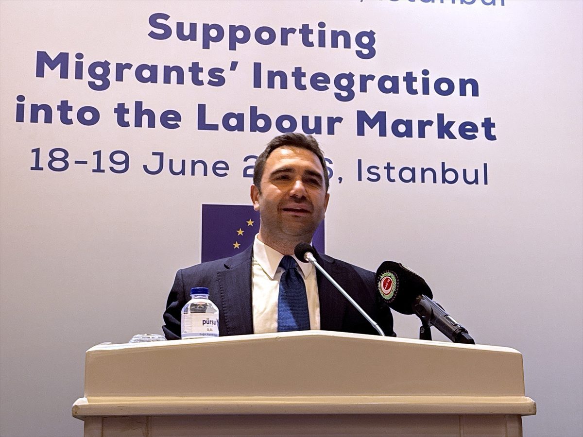 İstanbul’da “Göçmenlerin İşgücü Piyasasına Entegrasyonunun Desteklenmesi” konulu uluslararası toplantı düzenlendi
