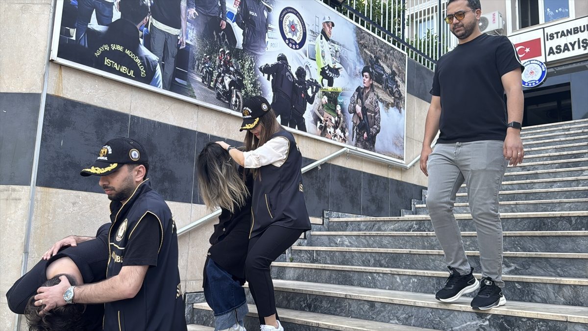 İstanbul’daki bir üniversitenin spor salonunda dolandırıcılık iddiasına ilişkin 8 şüpheli yakalandı