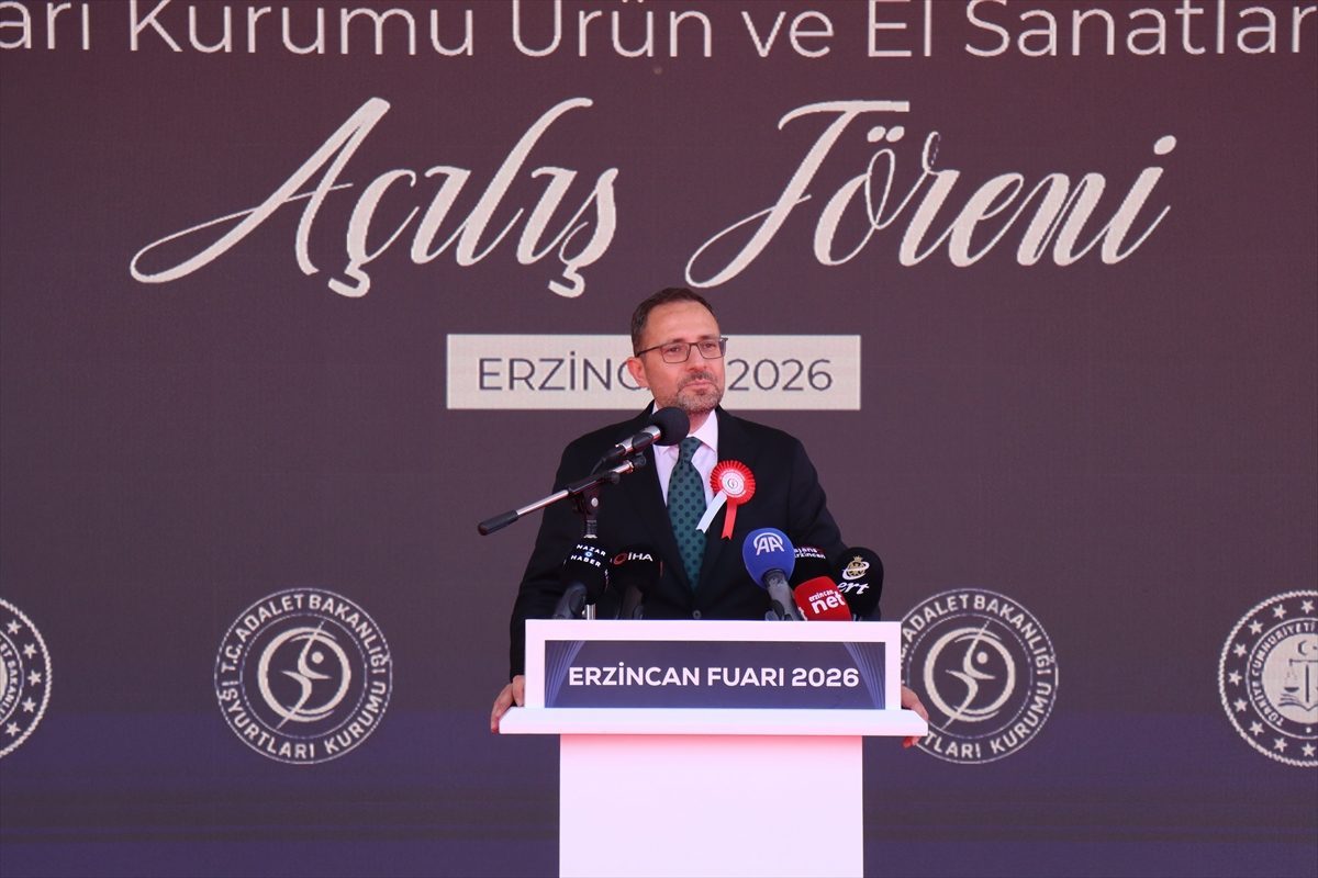 İşyurtları Kurumu Ürün ve El Sanatları Fuarı Erzincan’da açıldı