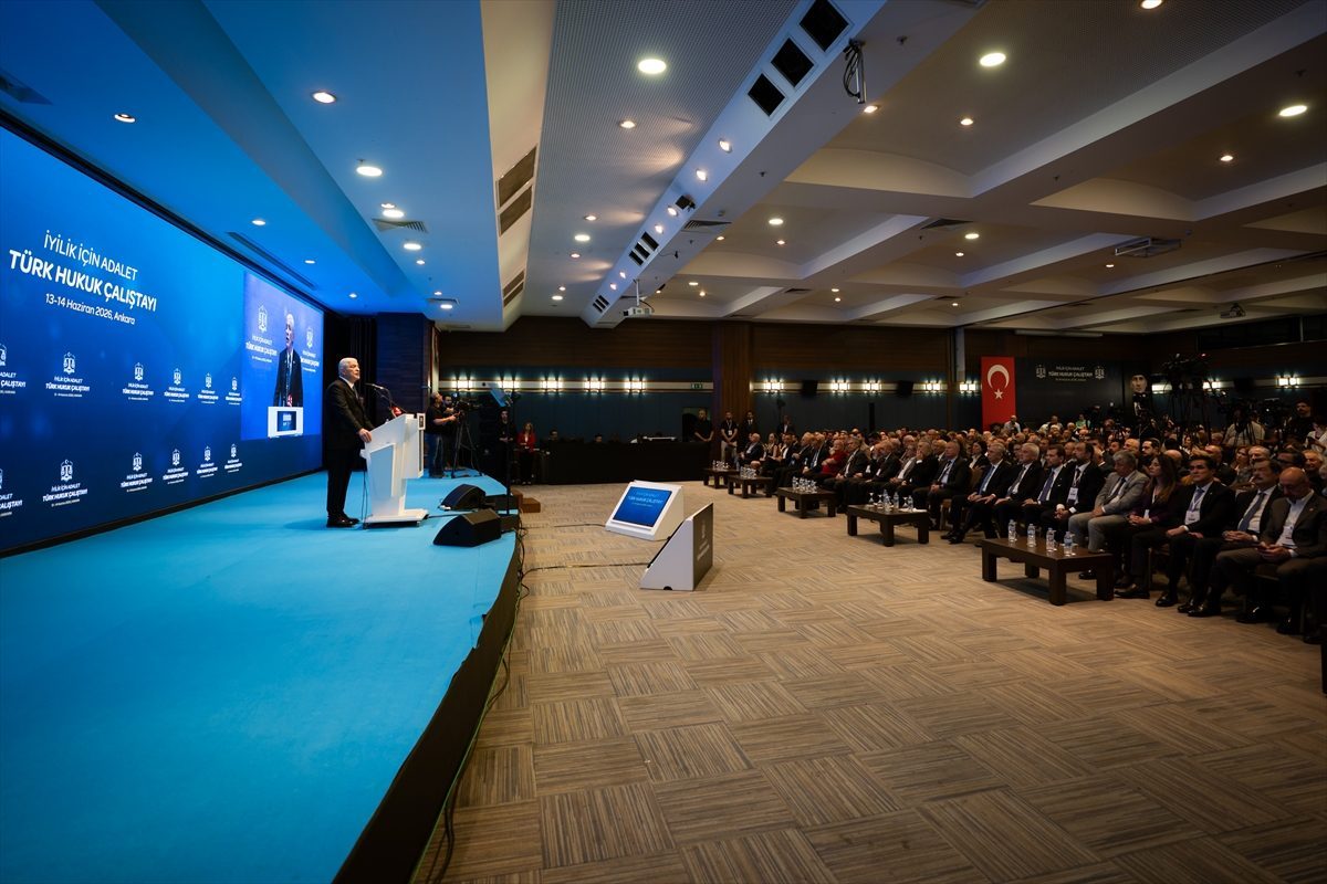 İYİ Parti Genel Başkanı Dervişoğlu, “İyilik İçin Adalet: Türk Hukuk Çalıştayı”nda konuştu: