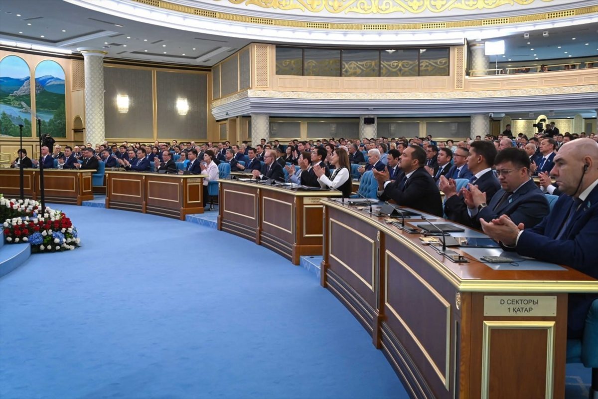 Kazakistan’da 31 yıllık çift meclisli parlamento sistemi sona erdi