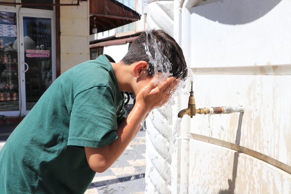 Kilis’te sıcak hava etkili oluyor