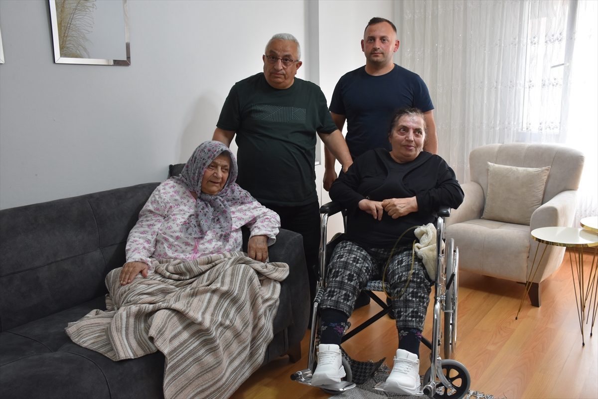 KKTC’de yaşayan kadın annesiyle 30 yıl sonra kavuştu
