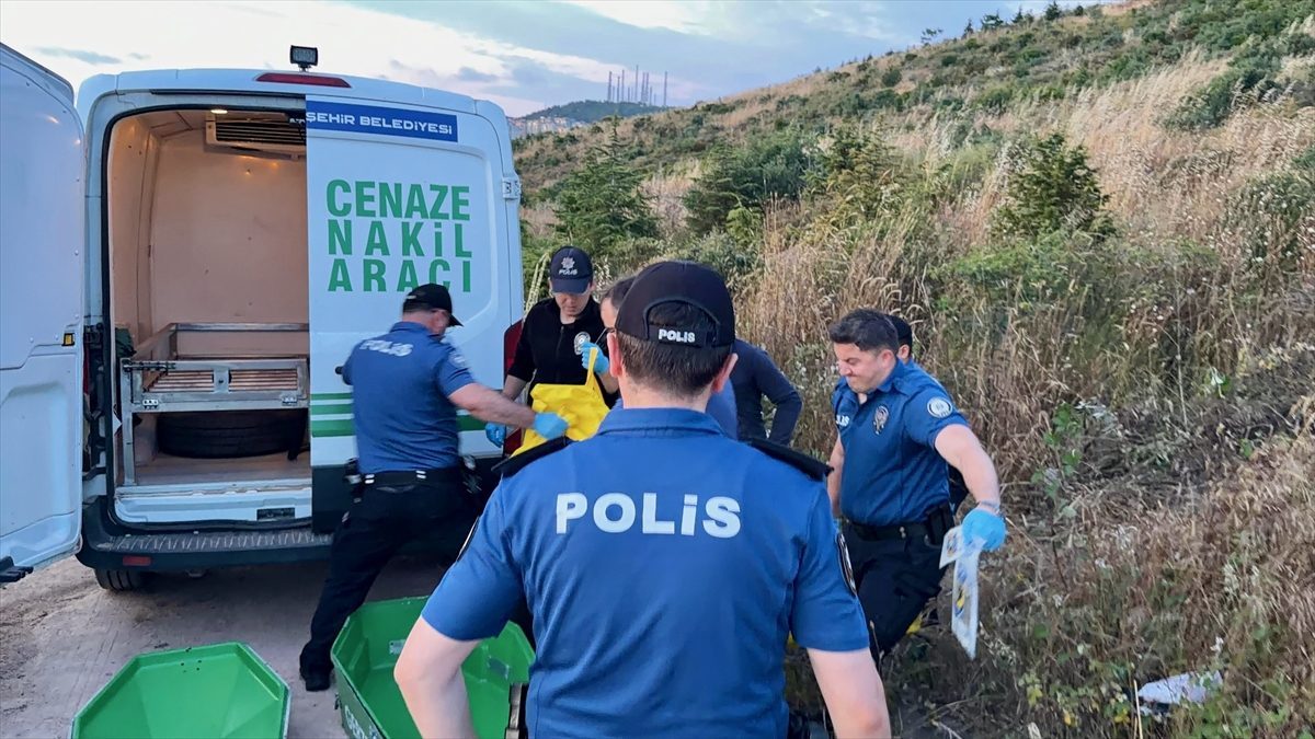 Kocaeli’de ormanlık alanda erkek cesedi bulundu
