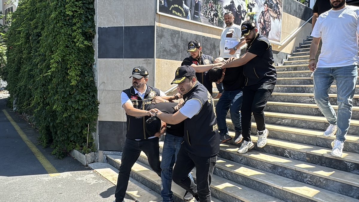 Küçükçekmece’de 1 kişinin öldüğü silahlı saldırıya ilişkin 2 şüpheli yakalandı