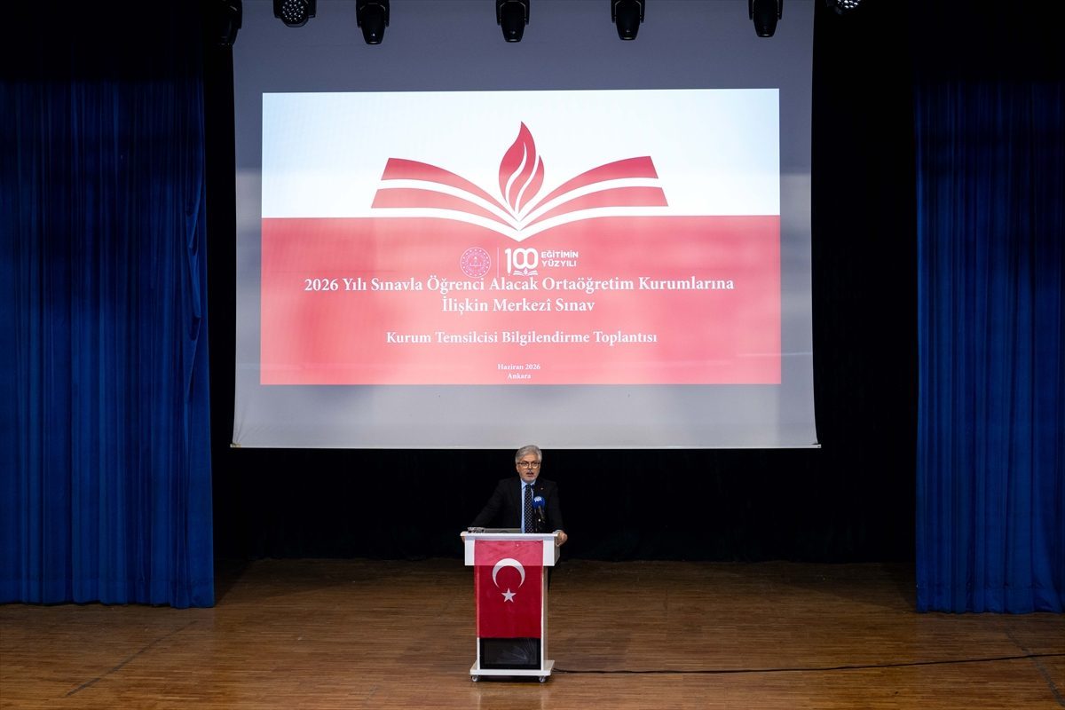 LGS sınavında görev yapacak kurum temsilcilerine yönelik toplantı yapıldı