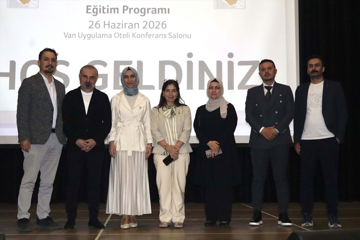 Meme Kanseri Erken Tanı Farkındalık Eğitimleri Projesi’nin 4. eğitimi Van’da düzenlendi
