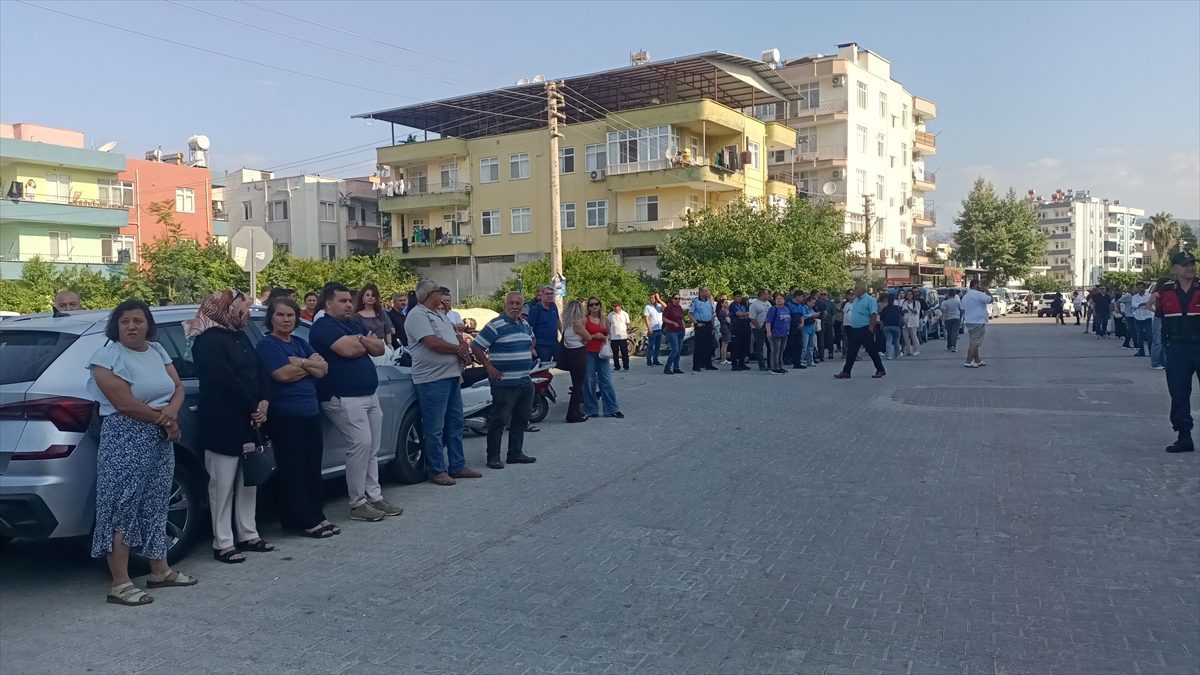 Mersin’de Silifke Belediyesine yönelik operasyon düzenlendi