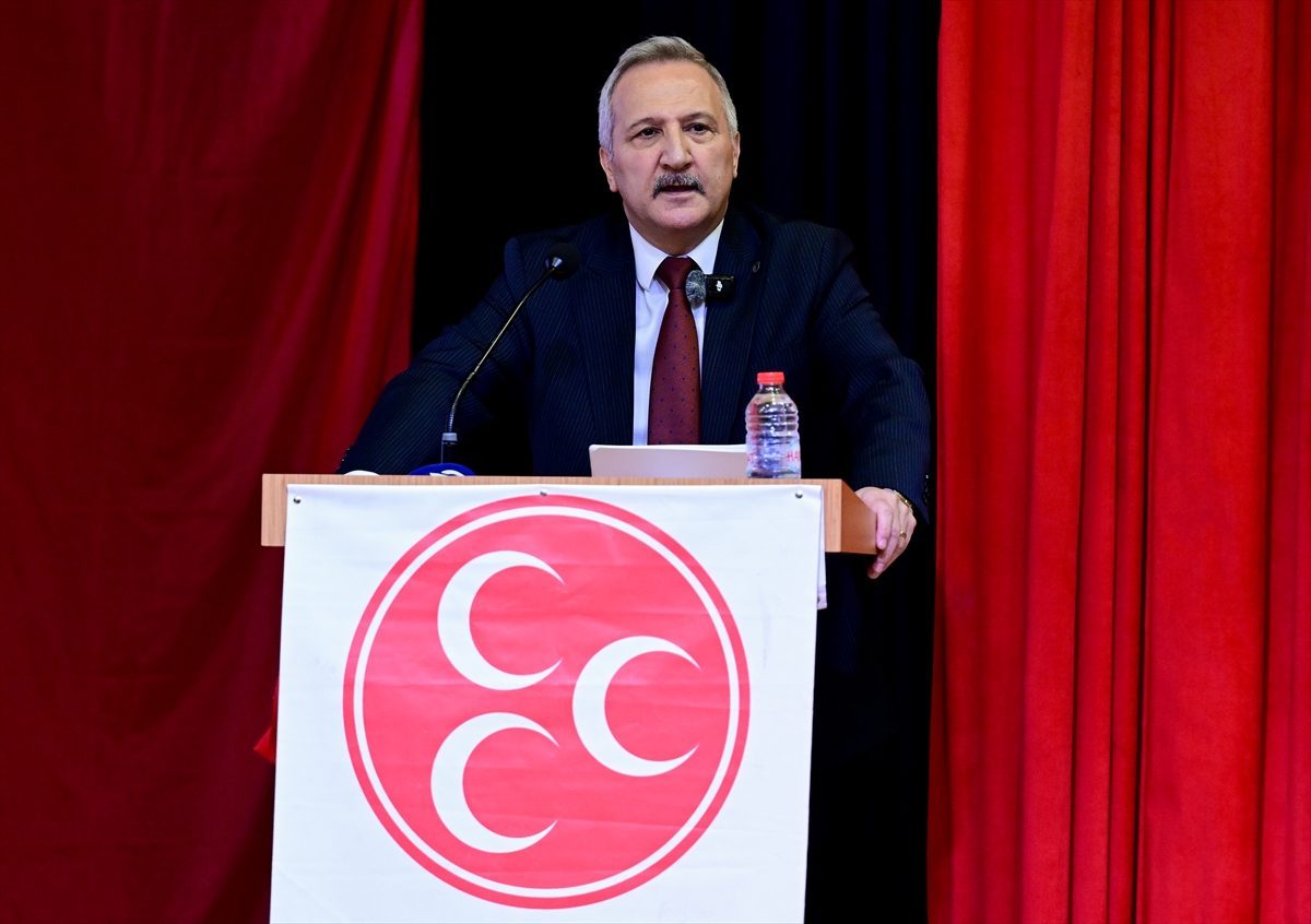 MHP Genel Başkan Yardımcısı Yurdakul, Muratpaşa İlçe Başkanlığı Olağan Kongresi’nde konuştu: