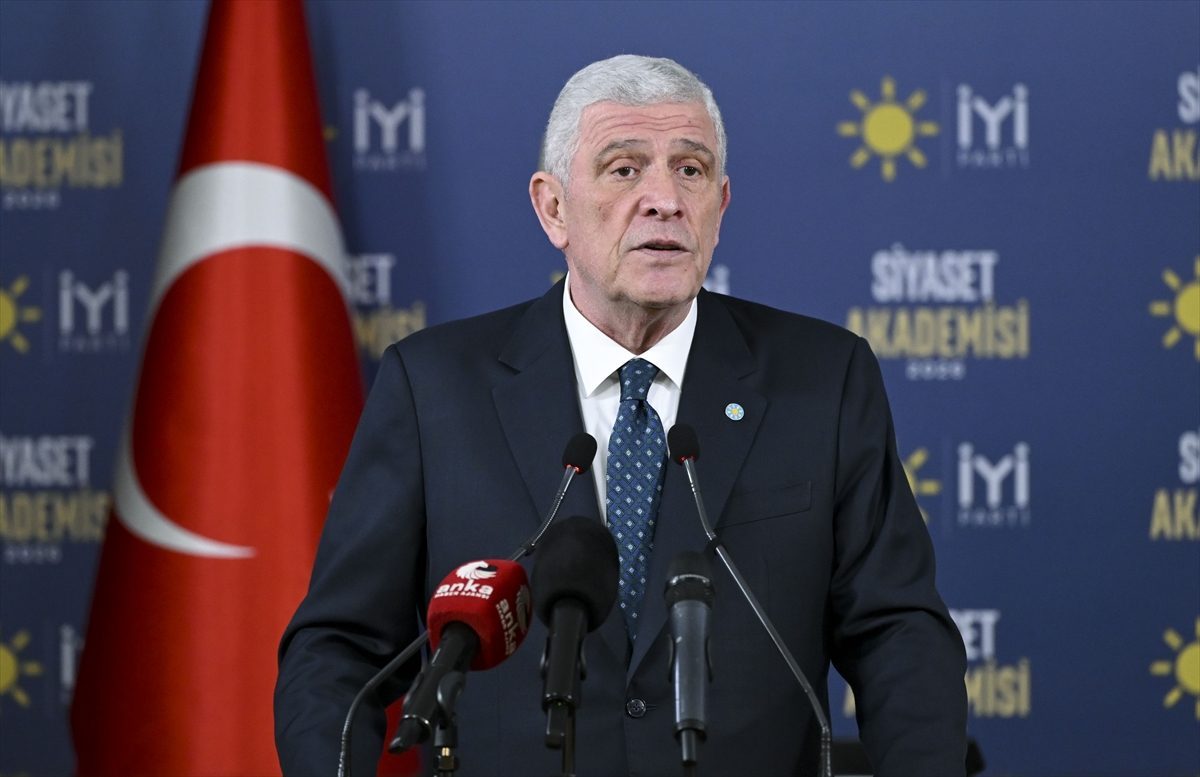 Müsavat Dervişoğlu, İYİ Parti Siyaset Akademisi’nin ikinci dönem açılışında konuştu: