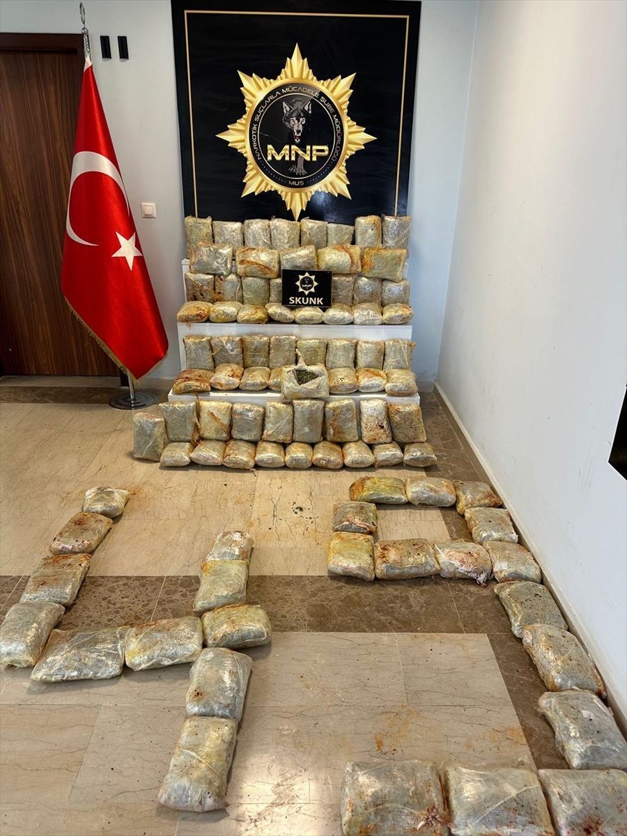 Muş’ta 60 kilogram uyuşturucu ele geçirildi