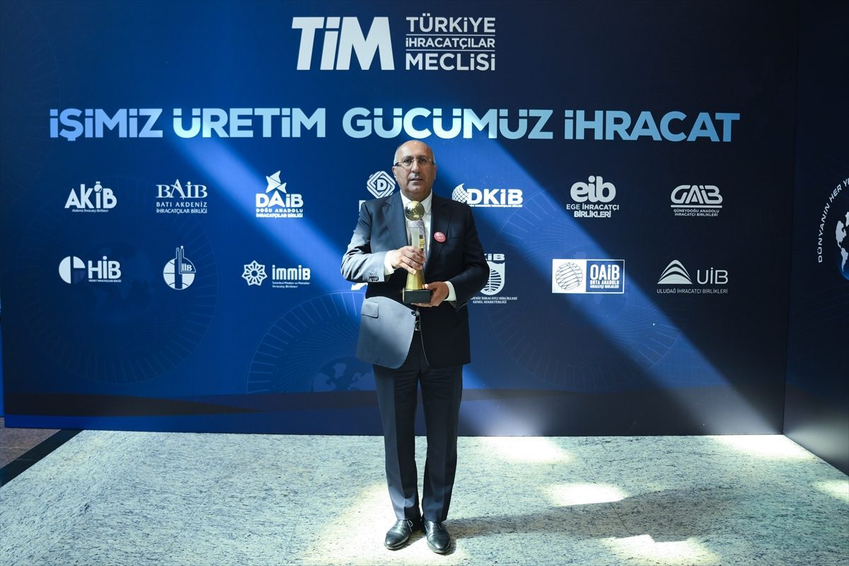 ODEON Turizm İhracatın Şampiyonları Ödülleri’nde sektöründe ilk sırada yer aldı