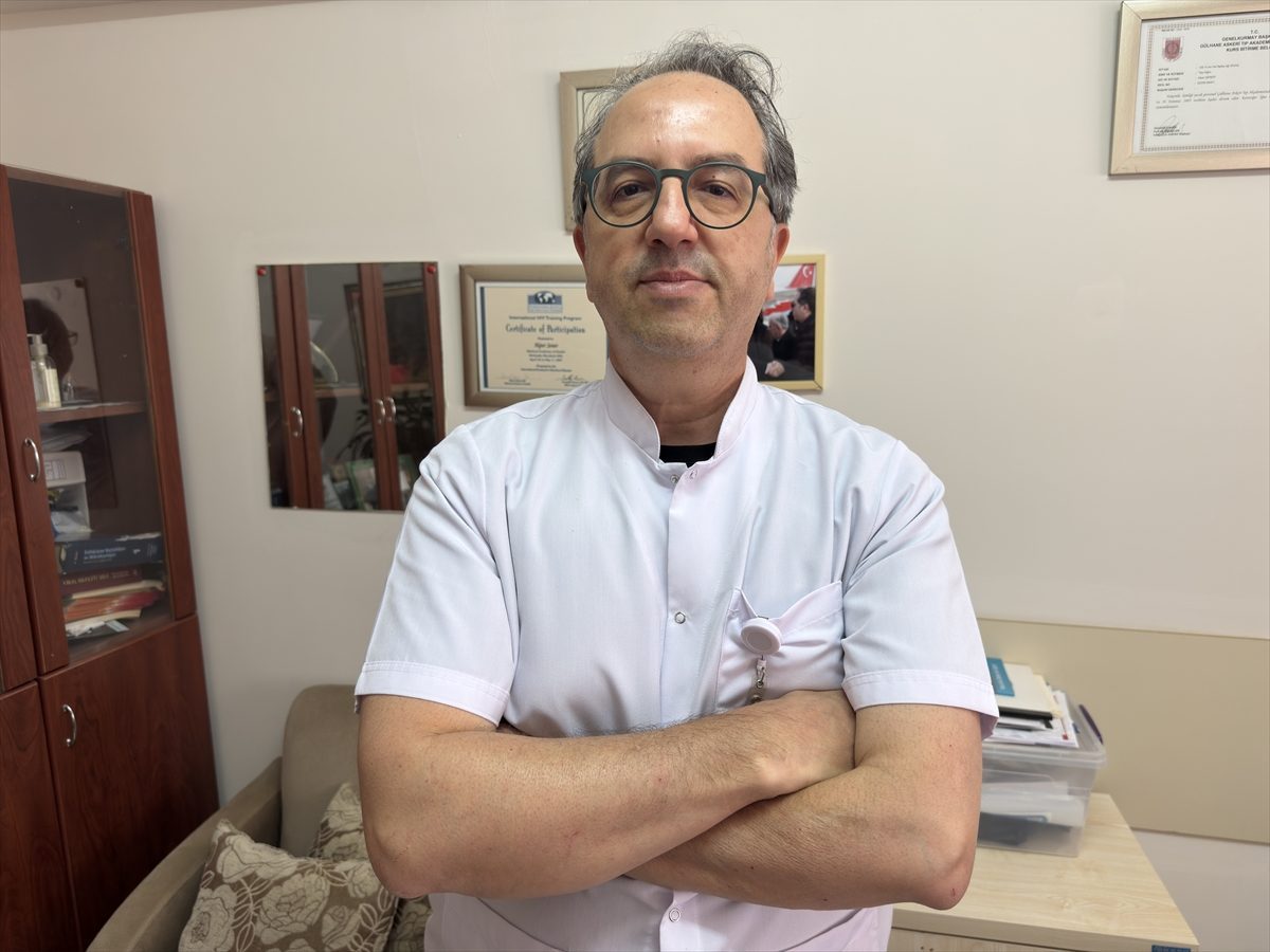 Prof. Dr. Şener’den “susuzluk yalancı enfeksiyona neden oluyor” uyarısı: