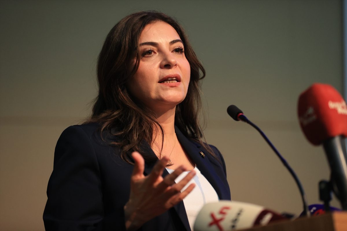 RTÜK Başkanvekili Güçer, Erciyes Üniversitesinde öğrencilerle bir araya geldi: