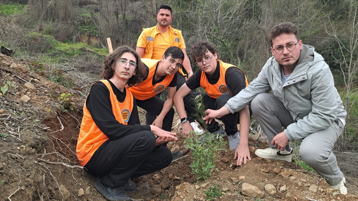 Sakarya’da liseliler insan, doğa ve canlılara dokunan Osmanlı vakıf geleneğini yaşatıyor